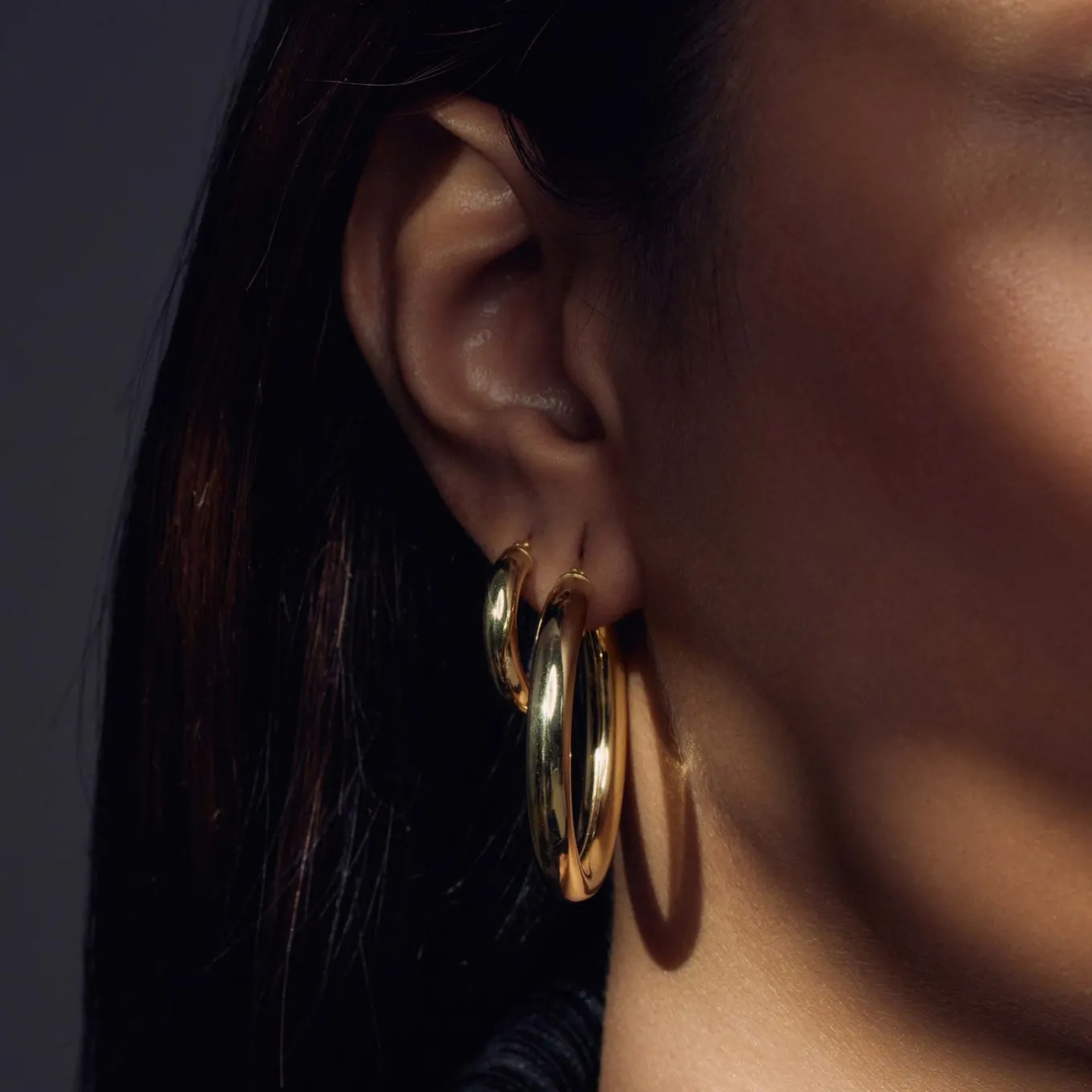 bibbiena_poppi_casentino__1-8.webp Bibbiena Poppi Casentino 925 sterling zilveren gold plated oorringen met 14 karaat gouden plating