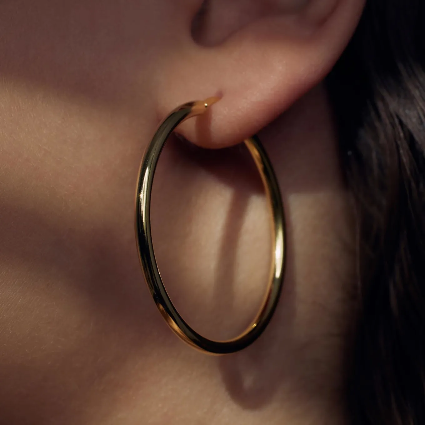 bibbiena_poppi_casentino__2-13.webp Bibbiena Poppi Casentino 925 sterling zilveren gold plated oorringen met 14 karaat gouden plating