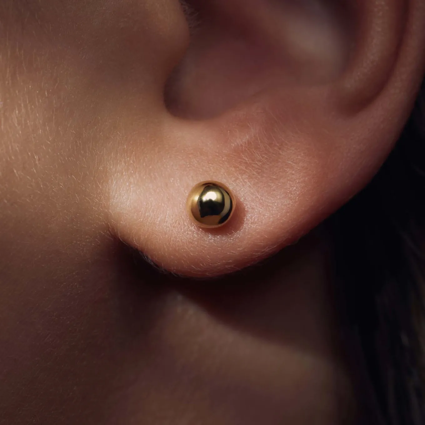 bibbiena_poppi_casentino__2-17.webp Bibbiena Poppi Casentino 925 sterling zilver gold plated Oorknoppen