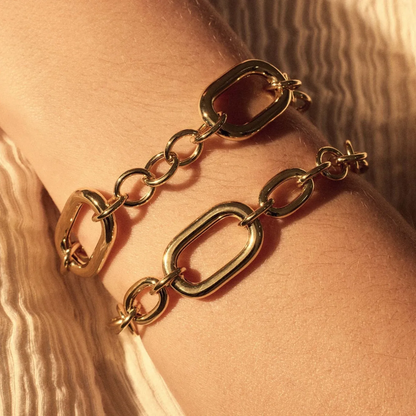 bibbiena_poppi_gionna__st_3-2.webp Bibbiena Poppi Gionna 925 sterling zilver gold plated Schakelarmband