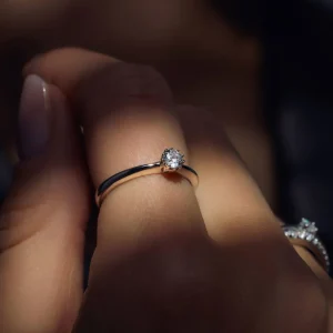 Cento Luci Mila 925 sterling zilveren ring met zirkonia steen