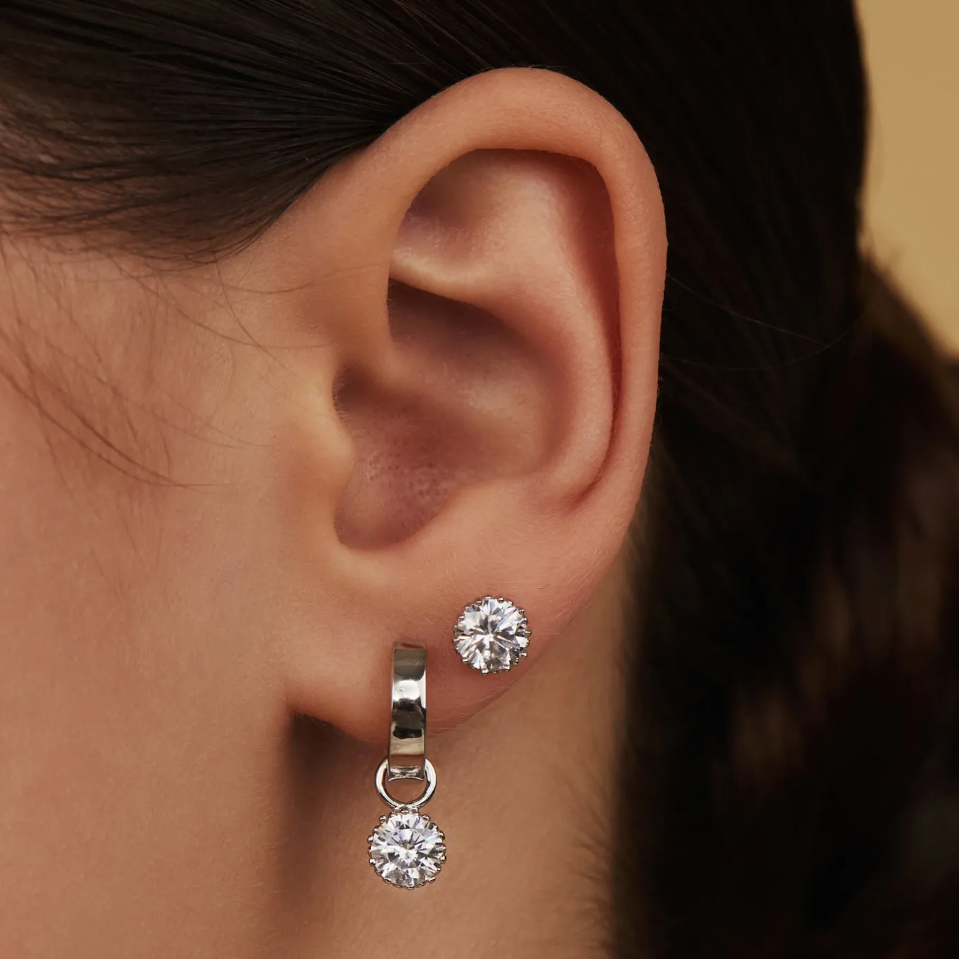 cento_luci_rosia__sterlin_1-1.webp Cento Luci Rosia 925 sterling zilver Oorknoppen met zirkonia steen